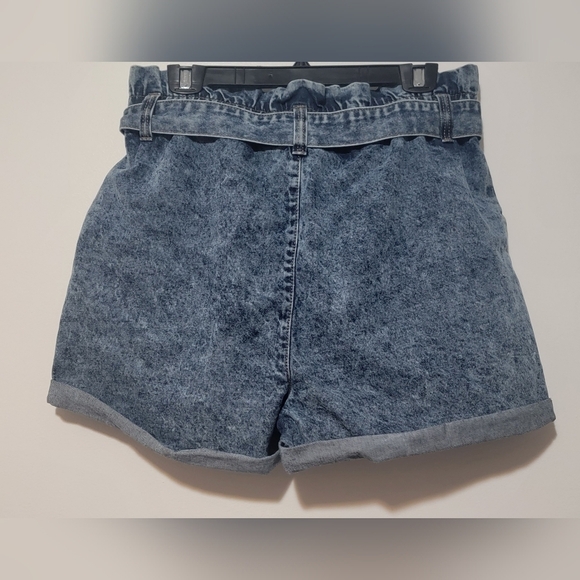 AERO Paperbag Sport High Rise Shorts - Picture 2 of 2